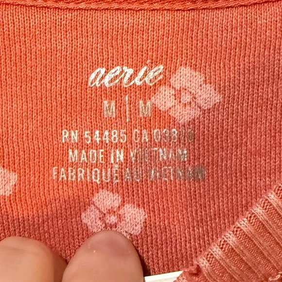 Aerie Sweatshirt womens Medium pink coral floral soft distressed oversized comfy - Picture 9 of 14